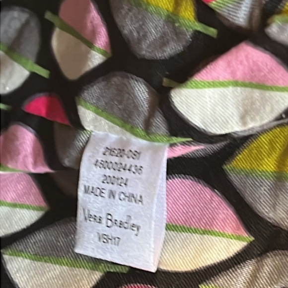 Vera Bradley Black Quilted Shoulder Bag Handbag Purse Like new soft - Picture 9 of 14